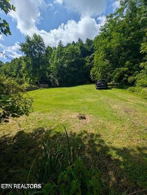 0.9 Acres of Residential Land for Sale in Middlesboro, Kentucky