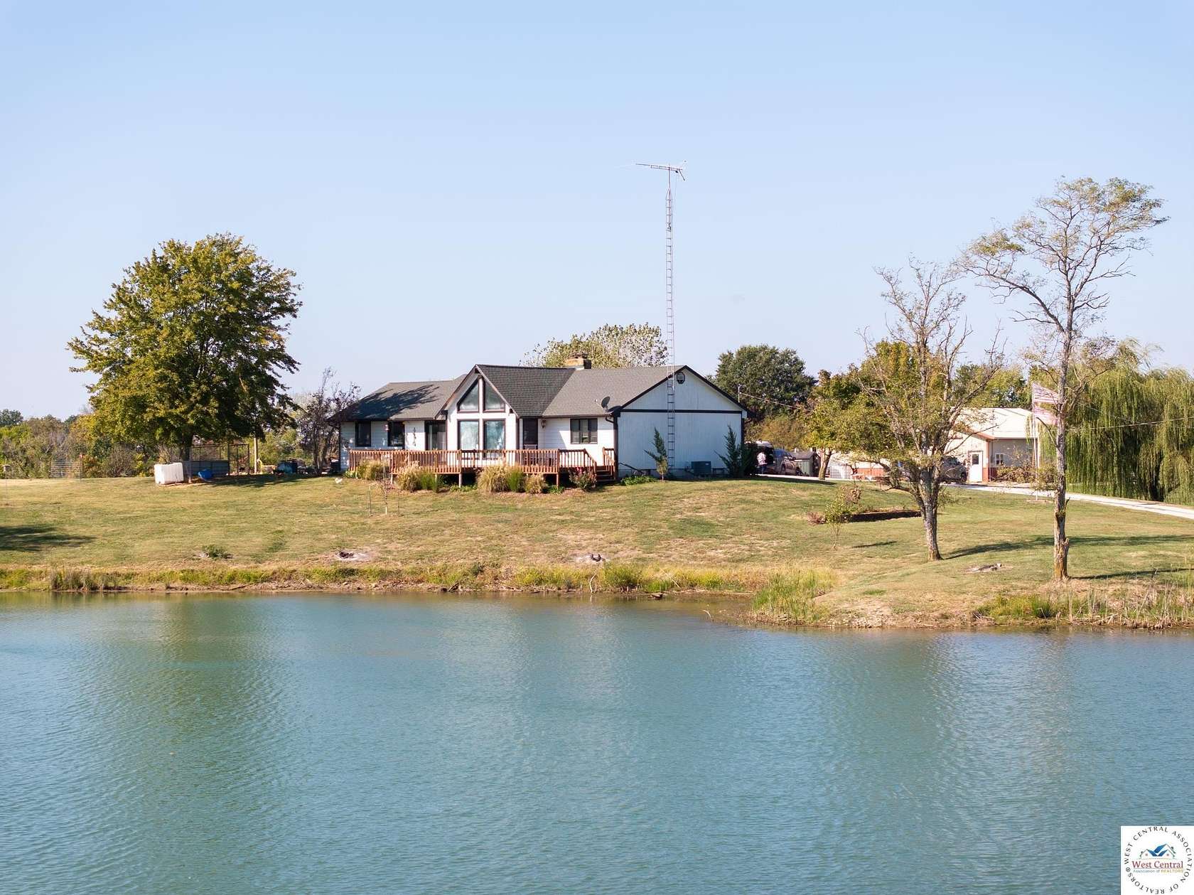 19.6 Acres of Land with Home for Sale in Clinton, Missouri