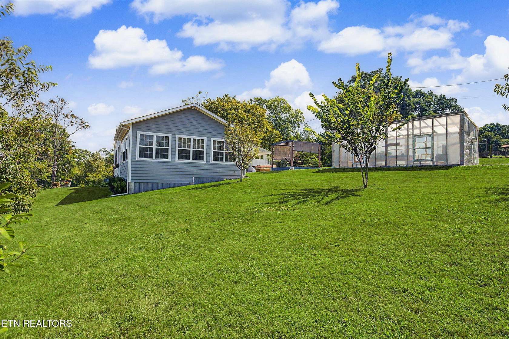 16.2 Acres of Land with Home for Auction in Knoxville, Tennessee