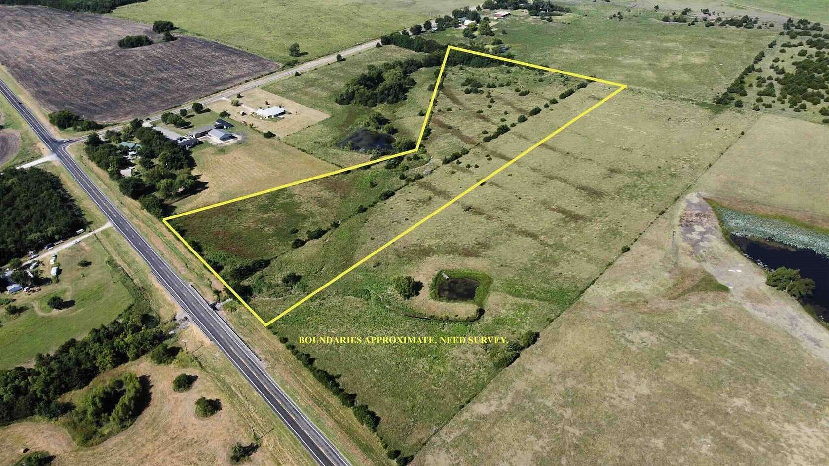 15 Acres of Land for Sale in Wolfe City, Texas