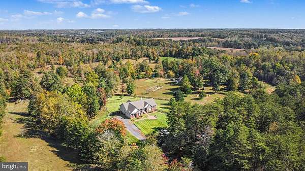 21.3 Acres of Land with Home for Sale in Unionville, Virginia