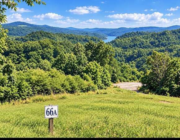1 Acre of Residential Land for Sale in Celina, Tennessee