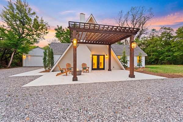 6.5 Acres of Land with Home for Sale in Harrah, Oklahoma