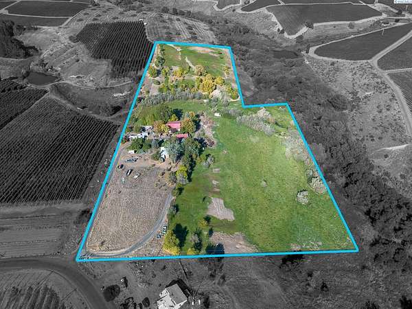 13 Acres of Land with Home for Sale in Prosser, Washington