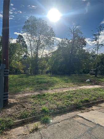 0.26 Acres of Residential Land for Sale in Paris, Texas