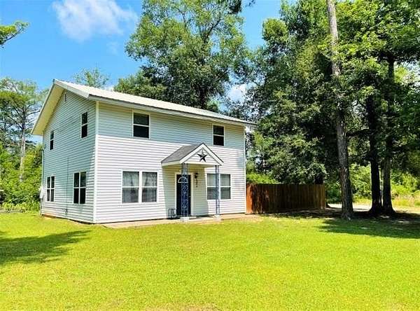 6.5 Acres of Land with Home for Lease in DeRidder, Louisiana