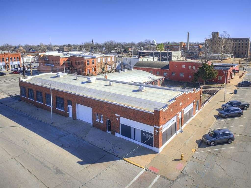 6 Acres of Improved Commercial Land for Sale in Guthrie, Oklahoma