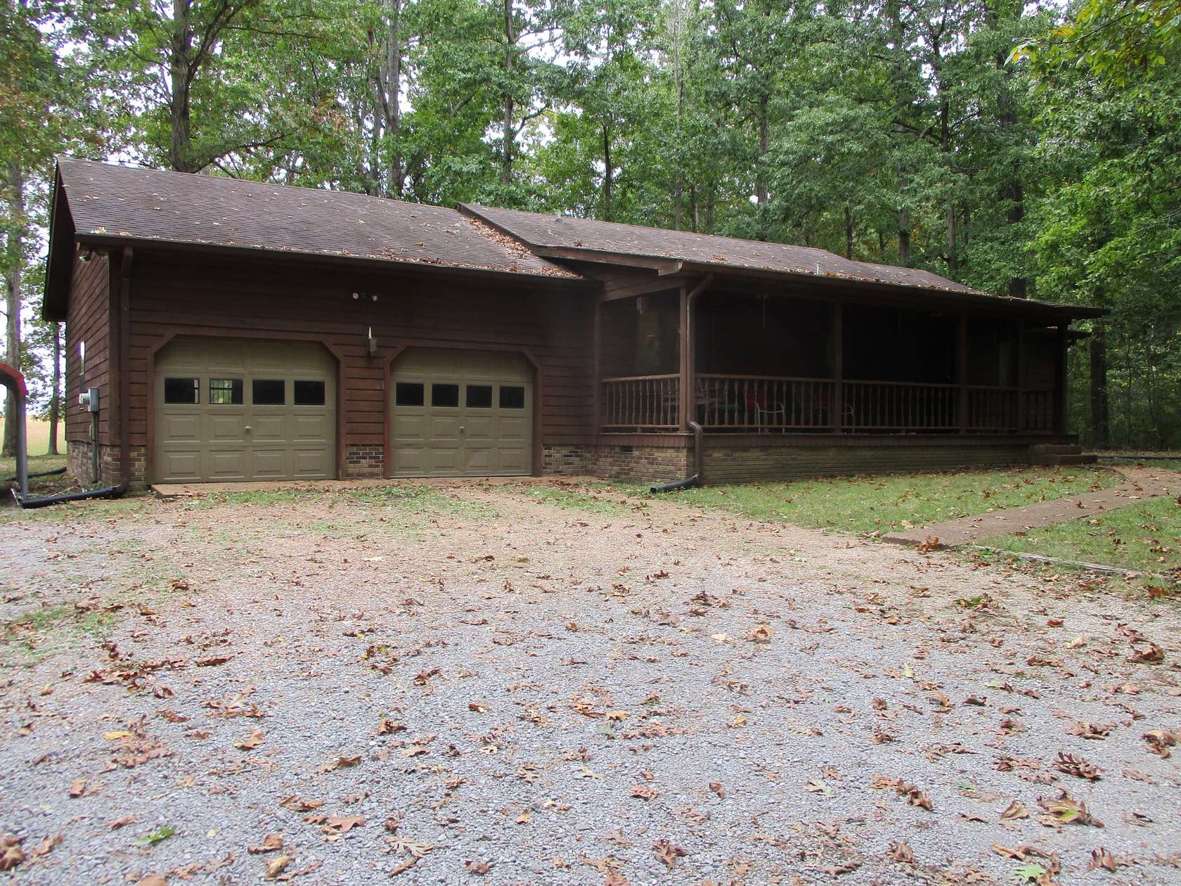 5.27 Acres of Land with Home for Sale in Lebanon, Tennessee