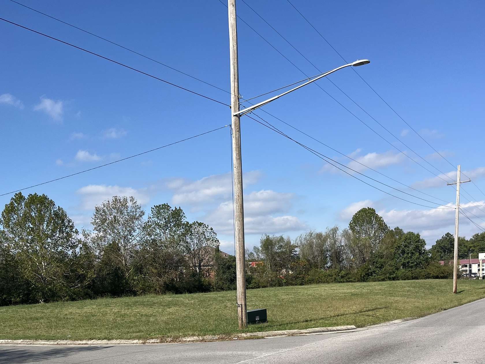 2 Acres of Commercial Land for Sale in Tullahoma, Tennessee