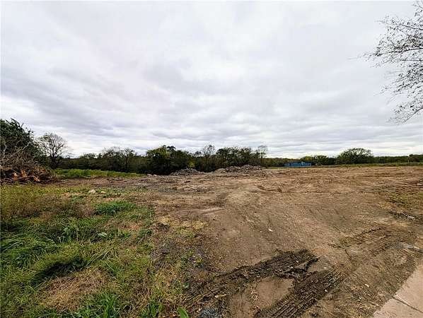 4 Acres of Residential Land for Sale in Kansas City, Missouri