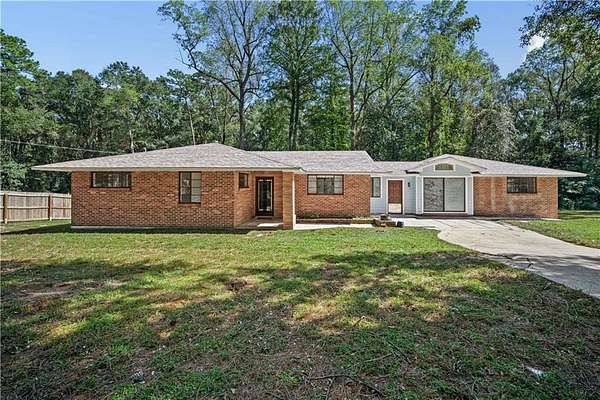 1.72 Acres of Land with Home for Sale in Mobile, Alabama
