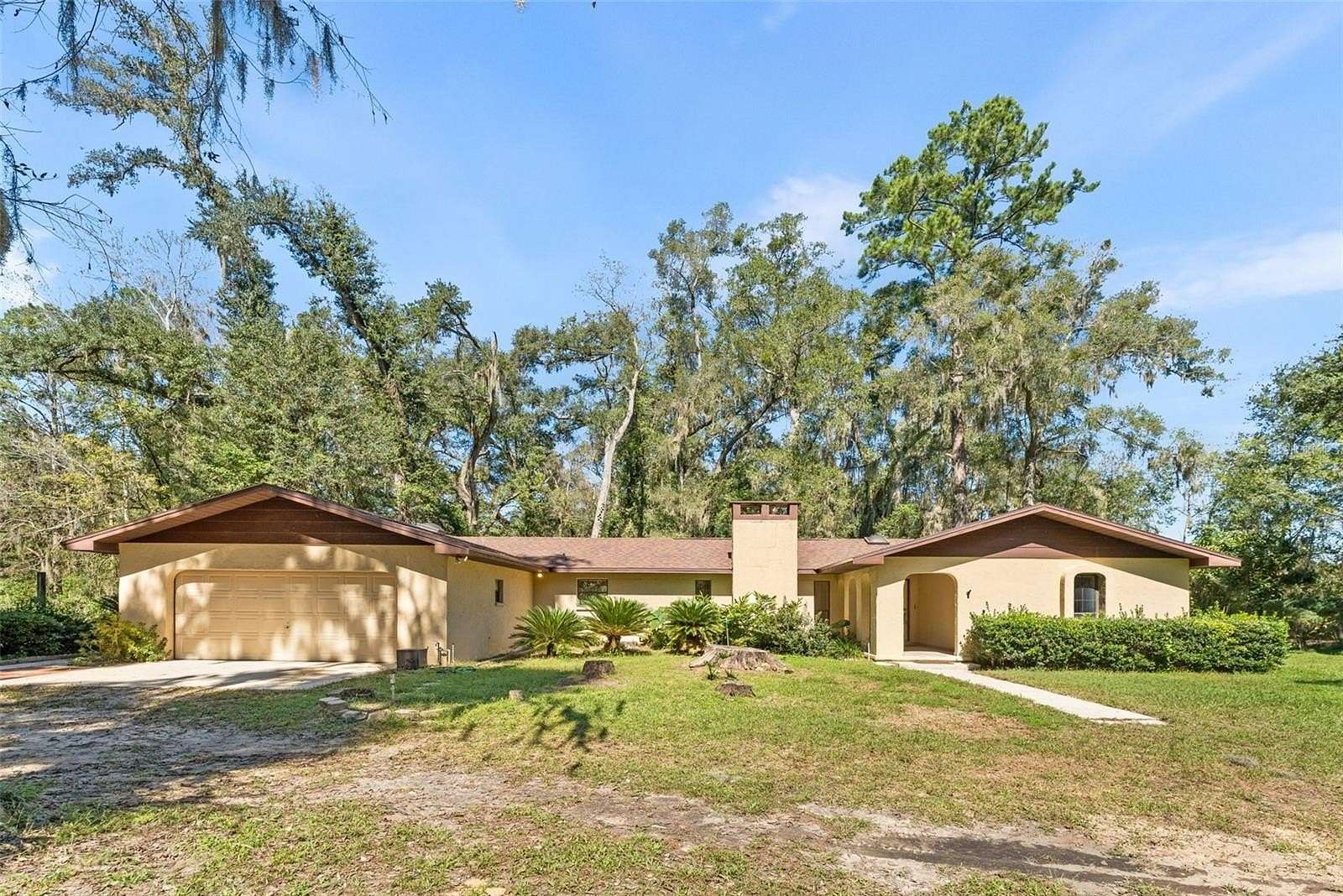 13.6 Acres of Land with Home for Sale in Alachua, Florida