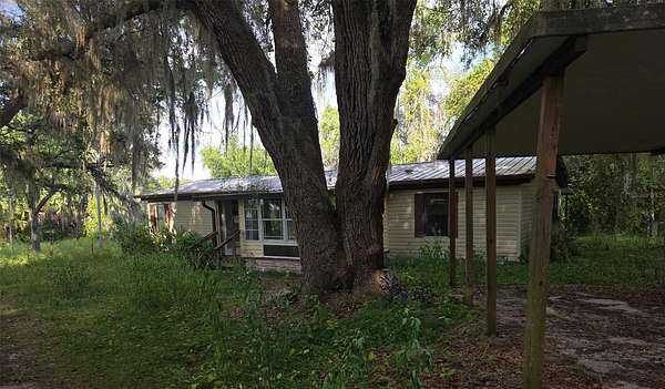 3.43 Acres of Land with Home for Sale in Ocklawaha, Florida