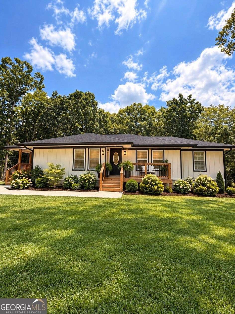 2.16 Acres of Land with Home for Sale in Gainesville, Georgia