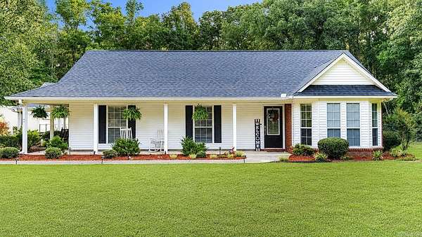 1.9 Acres of Land with Home for Sale in Pine Bluff, Arkansas