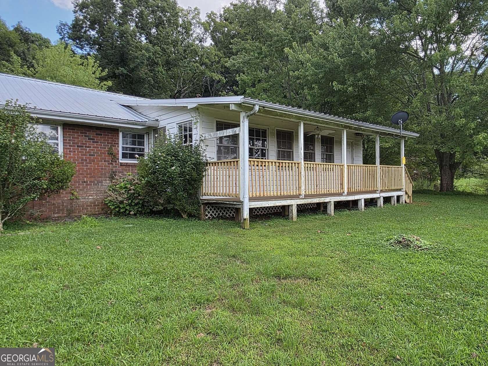 5 Acres of Land with Home for Sale in Cleveland, Georgia