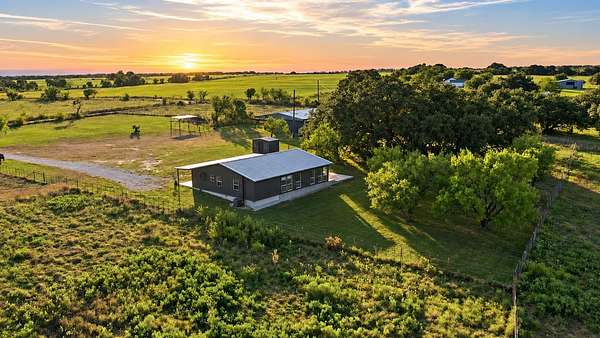 23.5 Acres of Agricultural Land with Home for Sale in Dublin, Texas