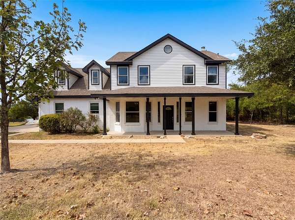 2.76 Acres of Land with Home for Sale in Farmersville, Texas