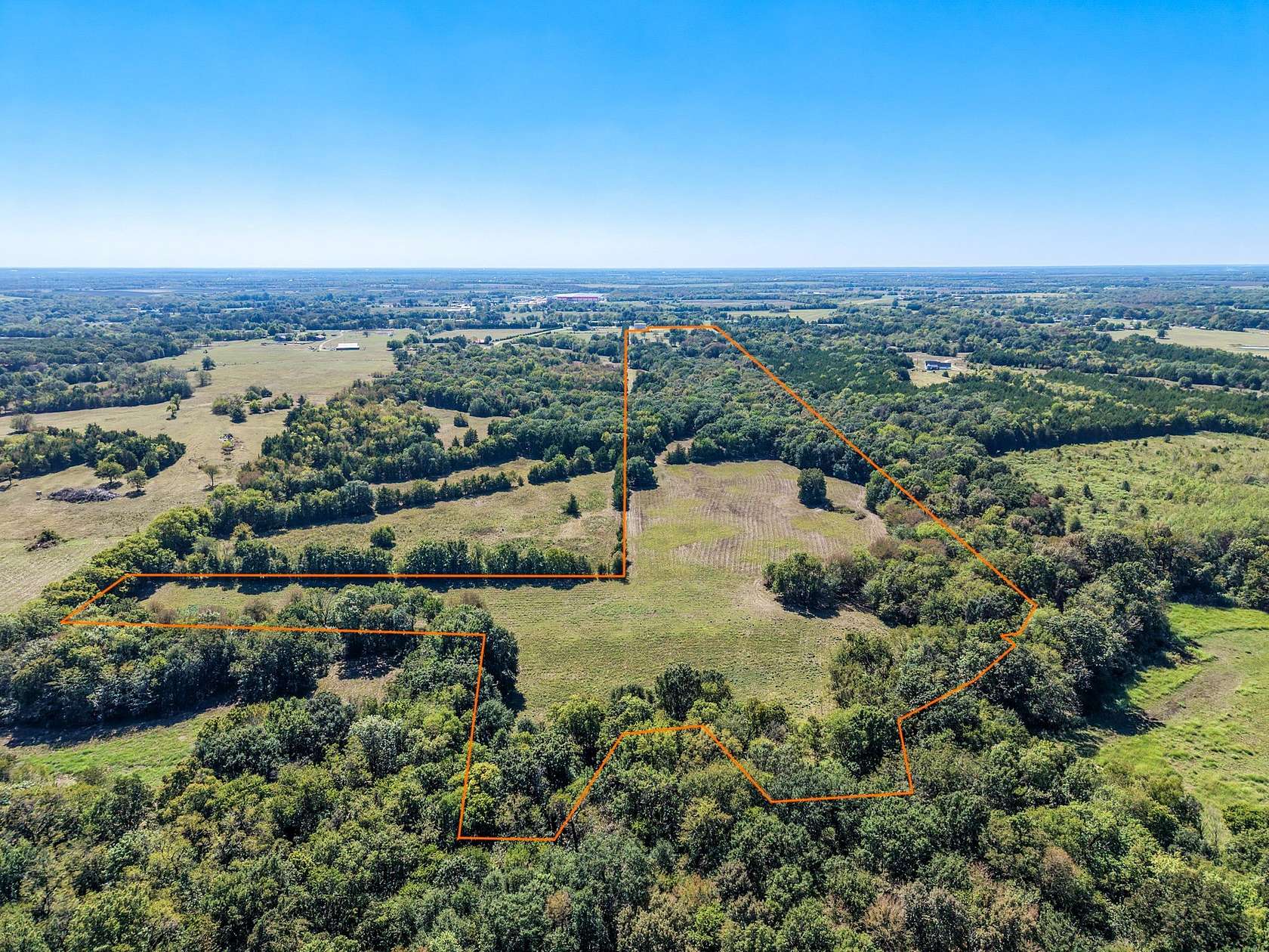 49.5 Acres of Land for Sale in Paris, Texas