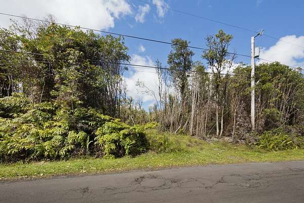 2 Acres of Residential Land for Sale in Mountain View, Hawaii