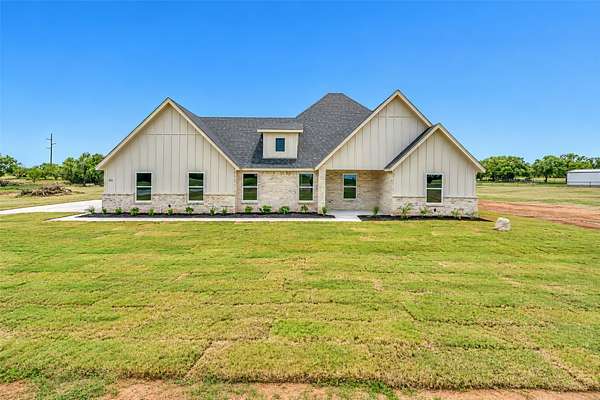 2 Acres of Land with Home for Sale in Poolville, Texas