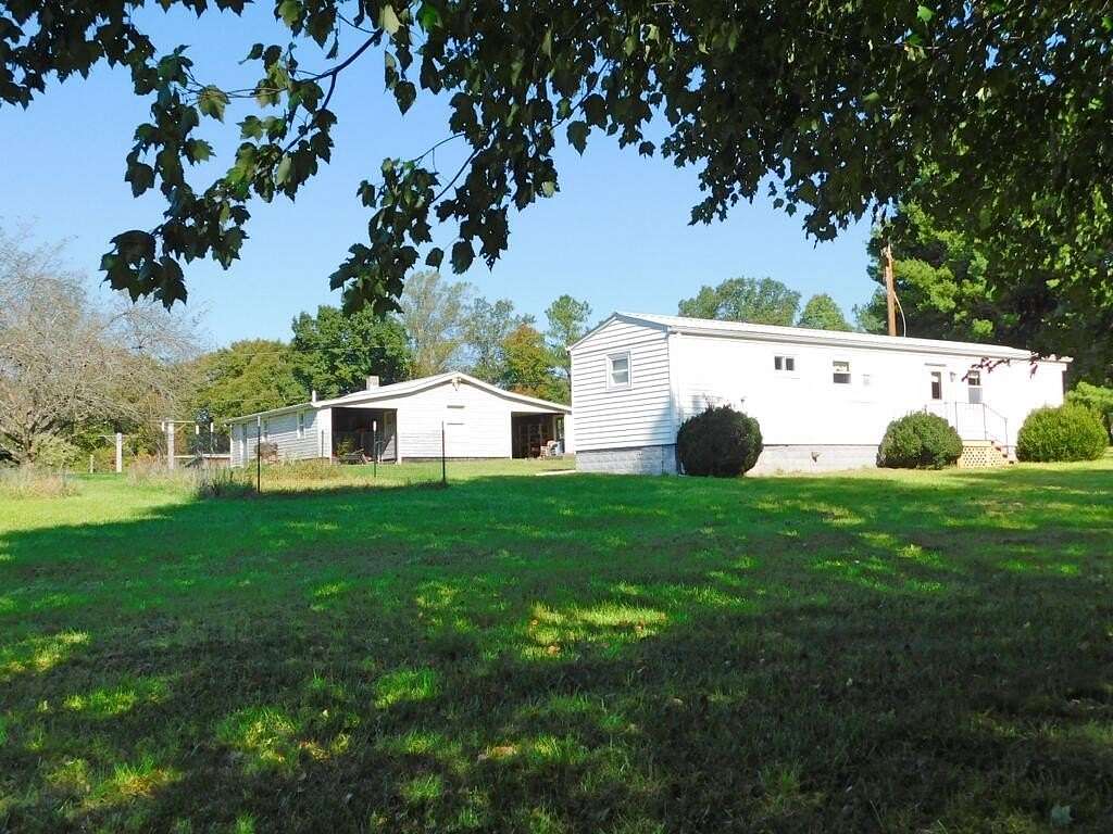 10 Acres of Land with Home for Sale in Buckingham, Virginia