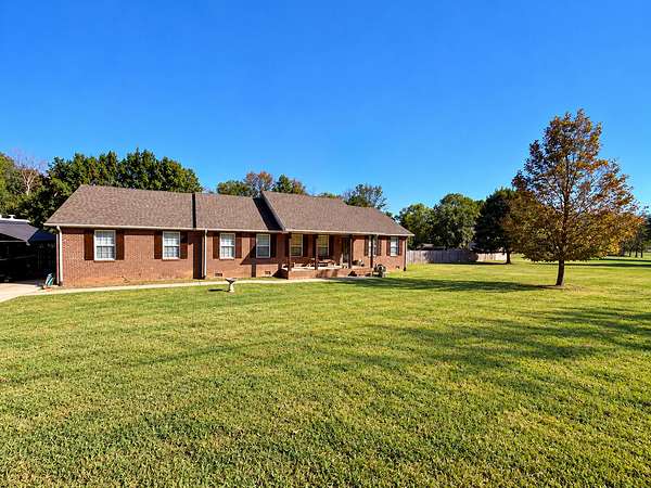 2.68 Acres of Land with Home for Sale in Gallatin, Tennessee
