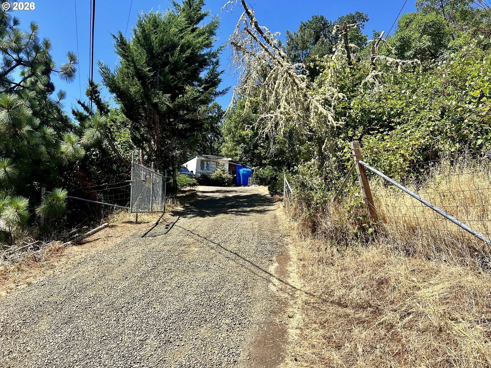 2 Acres of Residential Land for Sale in Roseburg, Oregon