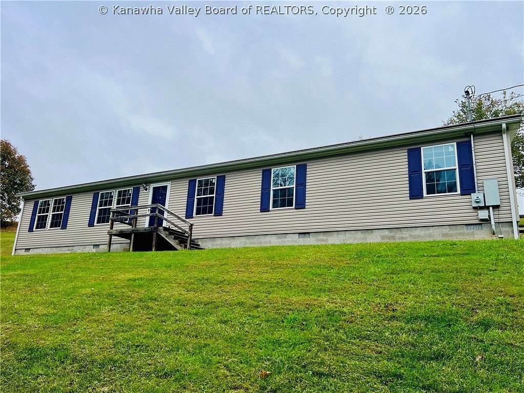 2.2 Acres of Land with Home for Sale in Kenna, West Virginia