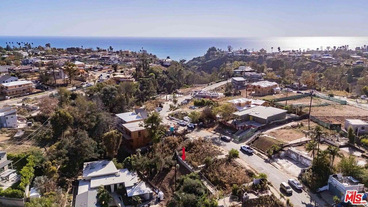 0.09 Acres of Residential Land for Sale in Pacific Palisades, California