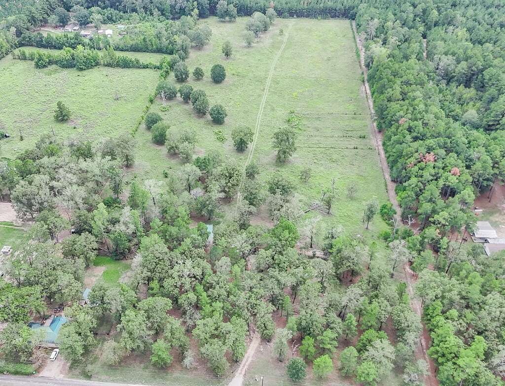 19.6 Acres of Land for Sale in Lufkin, Texas