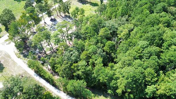 0.47 Acres of Residential Land for Sale in Elizabethtown, North Carolina