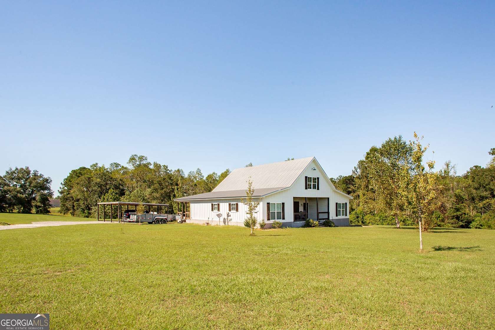 5.5 Acres of Land with Home for Sale in Waycross, Georgia