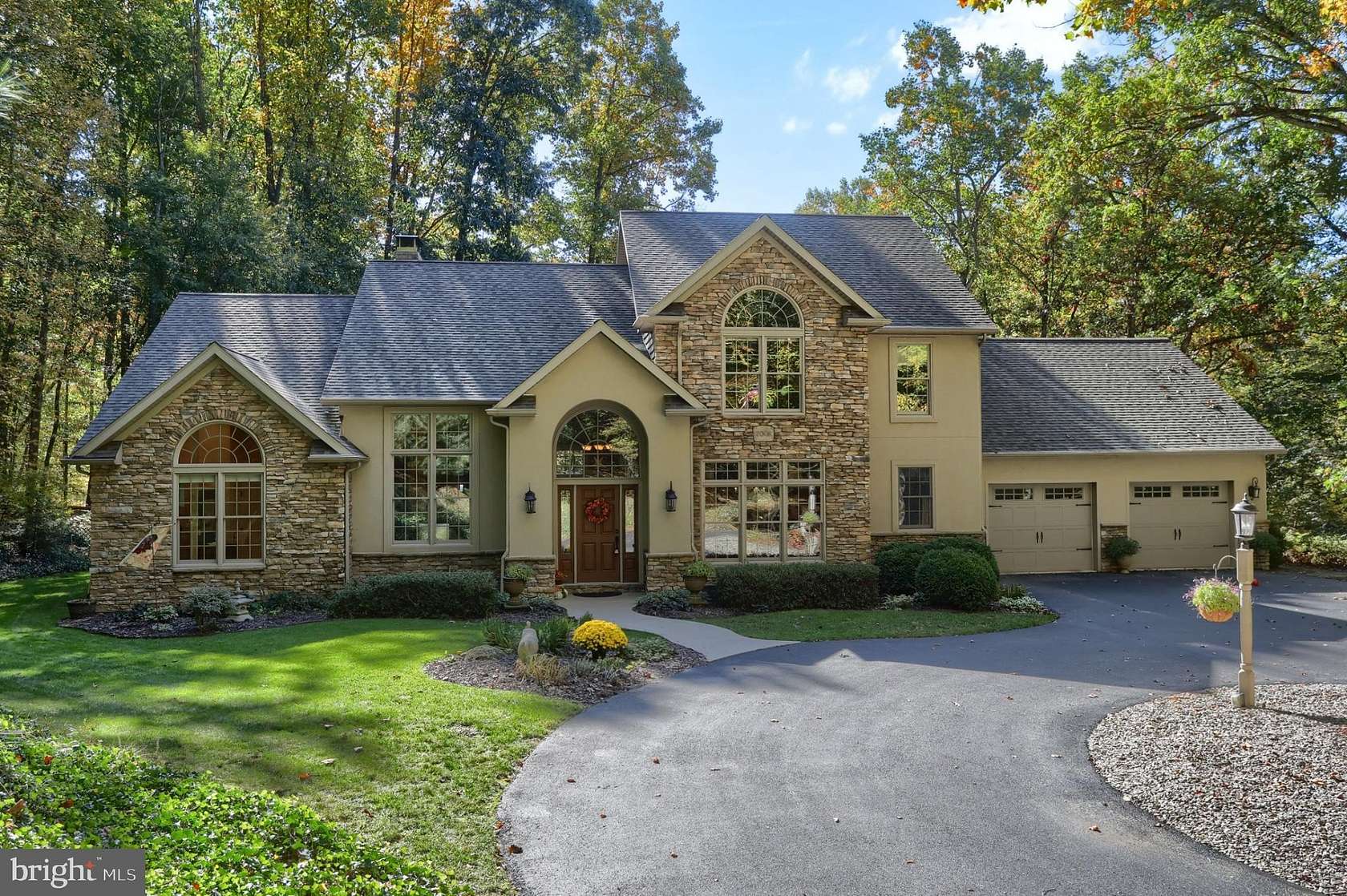5.45 Acres of Land with Home for Sale in Lebanon, Pennsylvania
