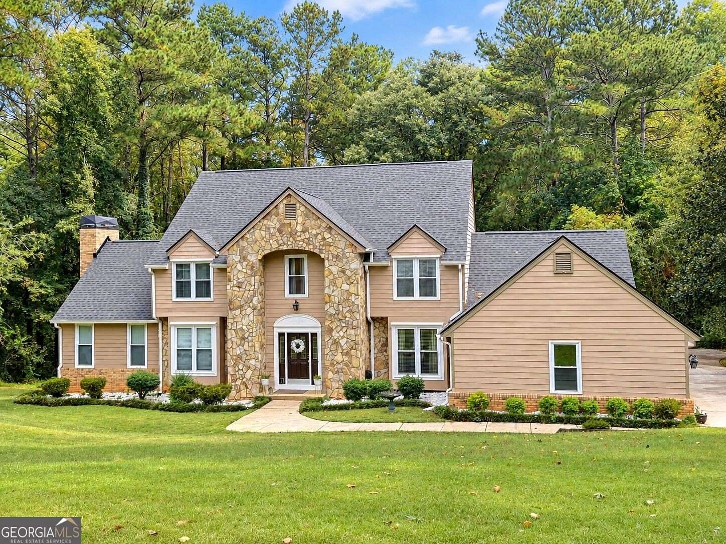 1.8 Acres of Land with Home for Sale in Marietta, Georgia