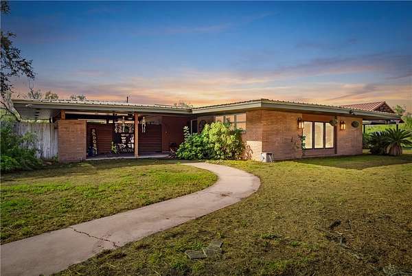 1.5 Acres of Land with Home for Sale in Kingsville, Texas