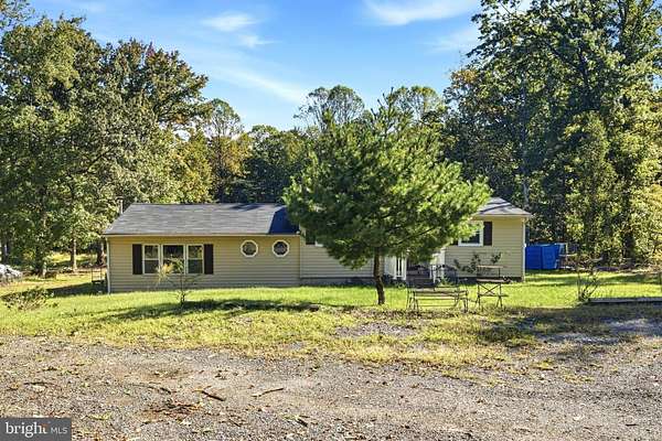 3 Acres of Land with Home for Auction in Odenton, Maryland