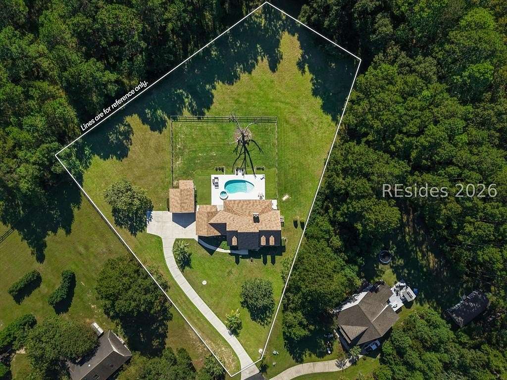 2 Acres of Land with Home for Sale in Bluffton, South Carolina