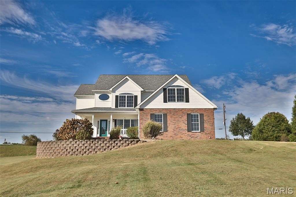 3.13 Acres of Land with Home for Sale in Moro, Illinois
