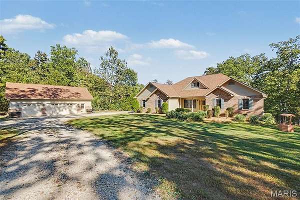 21 Acres of Recreational Land with Home for Sale in Warrenton, Missouri