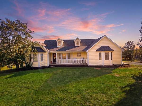 9 Acres of Land with Home for Sale in Versailles, Kentucky