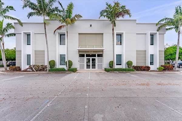 3.27 Acres of Improved Commercial Land for Lease in West Palm Beach, Florida