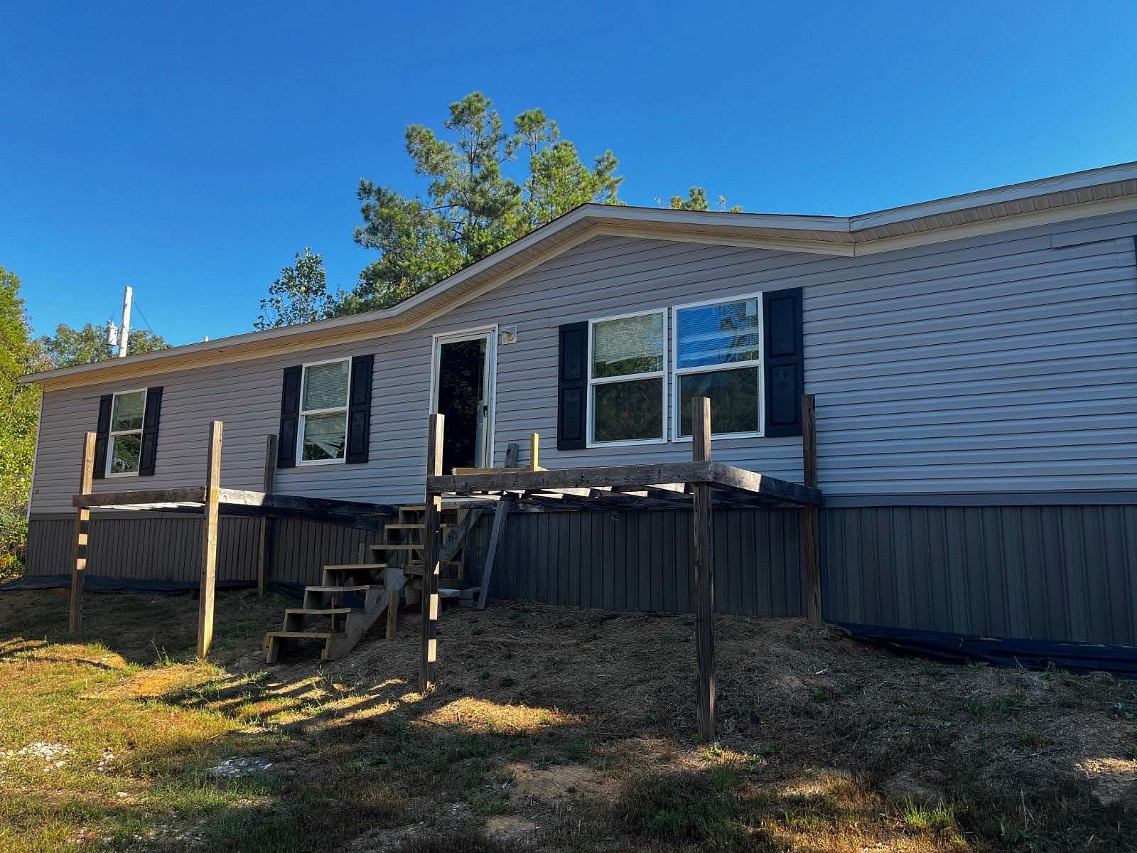 3 Acres of Land with Home for Auction in Booneville, Mississippi