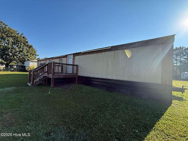12.4 Acres of Land with Home for Lease in Maysville, North Carolina
