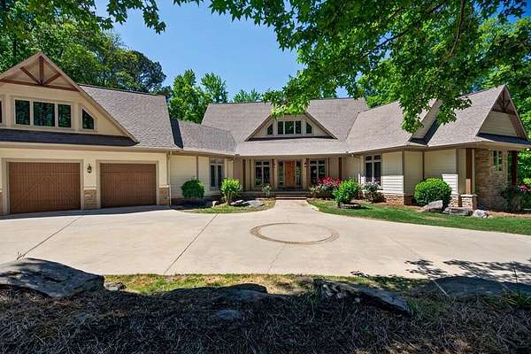 5 Acres of Land with Home for Sale in Cataula, Georgia
