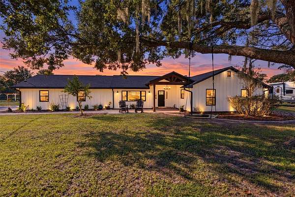 5 Acres of Land with Home for Sale in Chuluota, Florida
