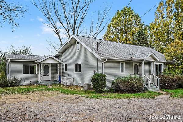 13.7 Acres of Land with Home for Sale in Berrien Springs, Michigan