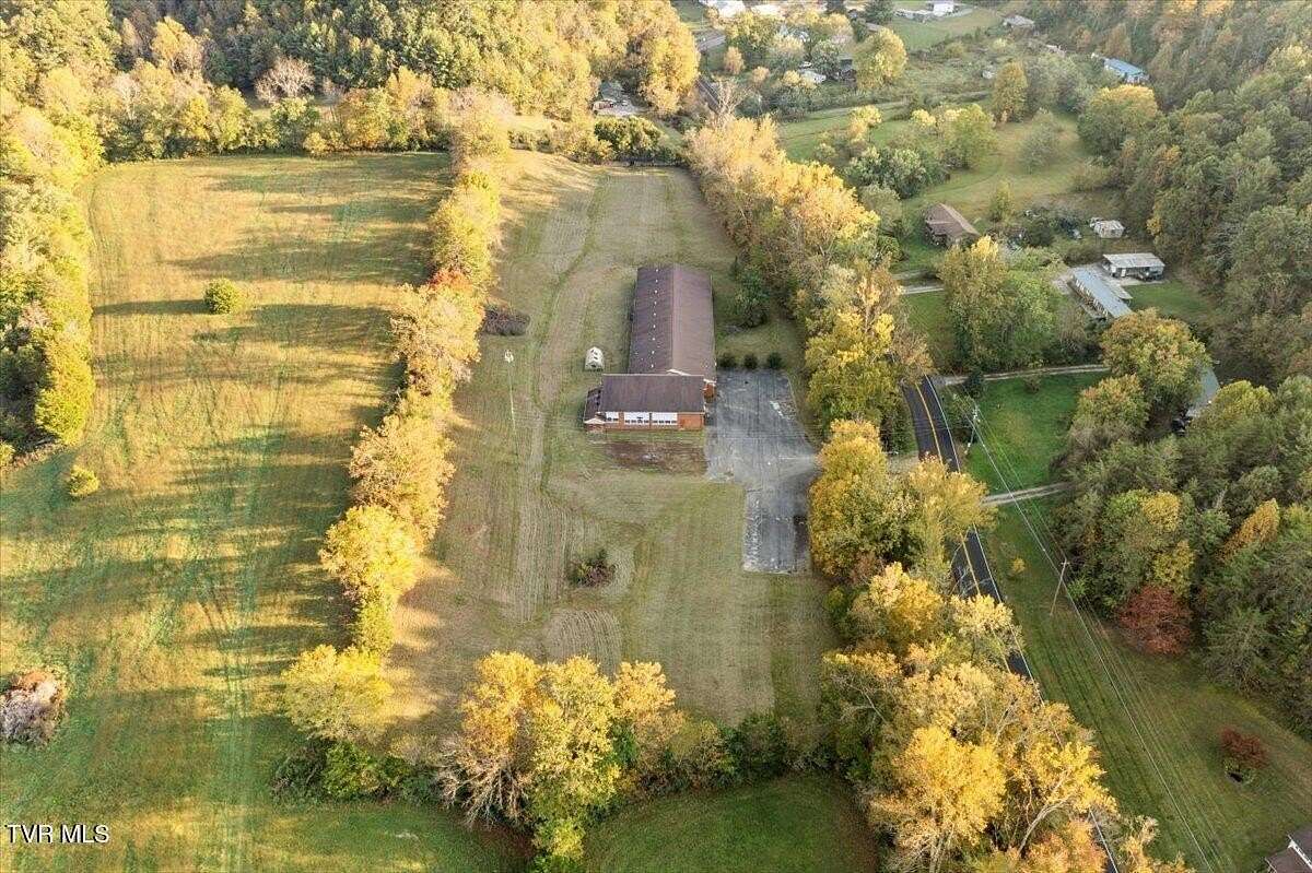 5.4 Acres of Improved Commercial Land for Sale in Bluff City, Tennessee