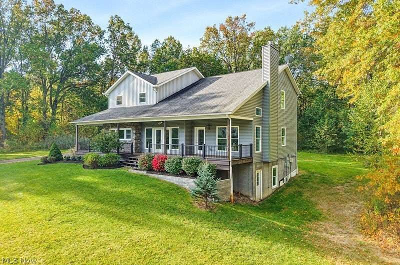6 Acres of Land with Home for Sale in Peninsula, Ohio