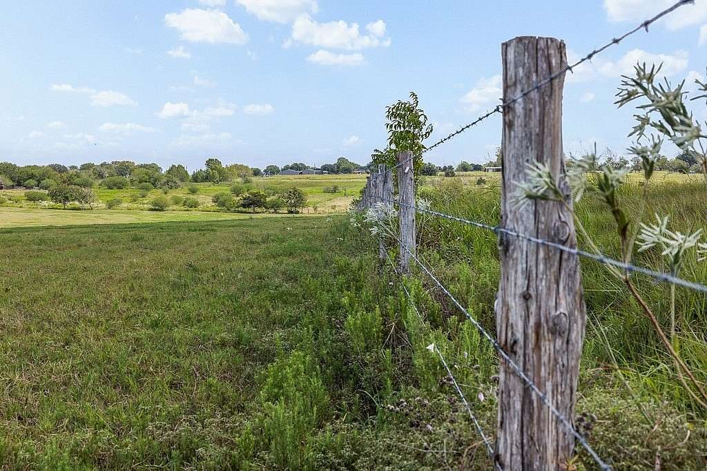 83.3 Acres of Land for Sale in La Grange, Texas